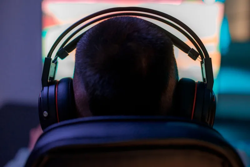 While You Were Sleeping: The Off-Hours Players Keeping America's Game Servers Humming